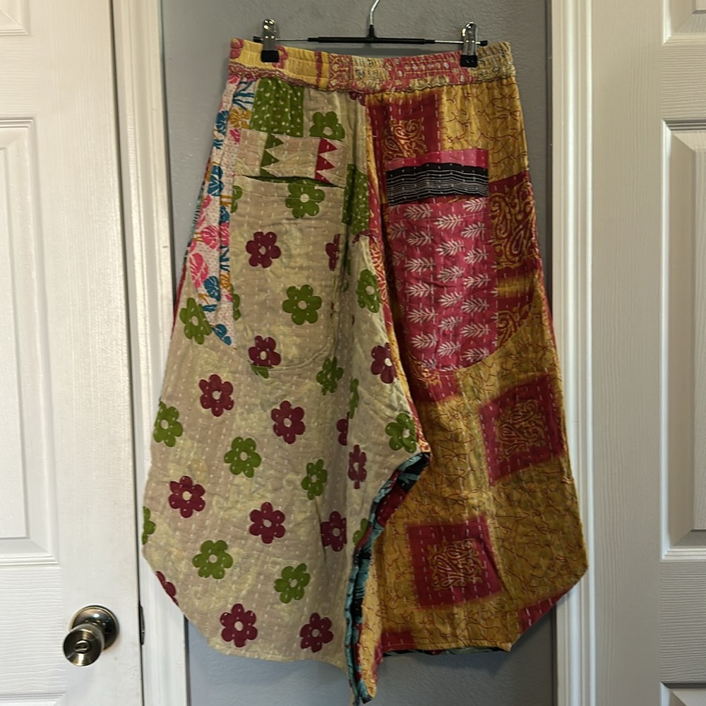 NWT Jaded Gypsy Kantha Sunrise Crop Pant - Picture 2 of 8